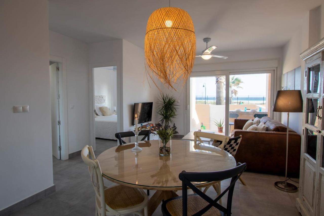 Apartamento En Primera Linea De Playa Tarifa Bagian luar foto